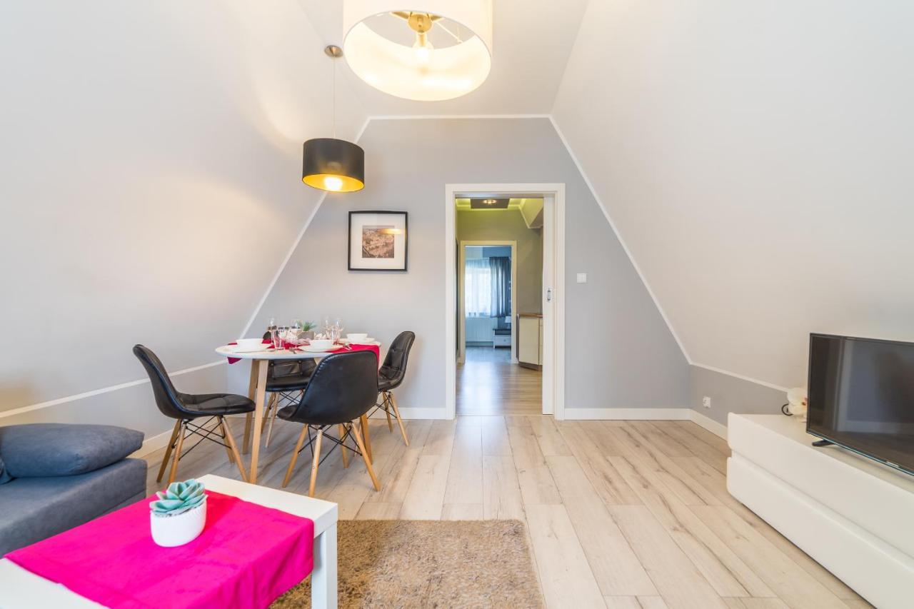Apartamentygdanske Eu - Golden Ngoại thất bức ảnh